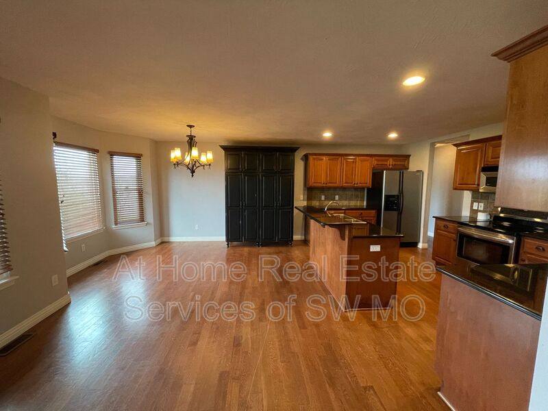 House for rent at 6063 N 19th, Ozark, MO 65721
