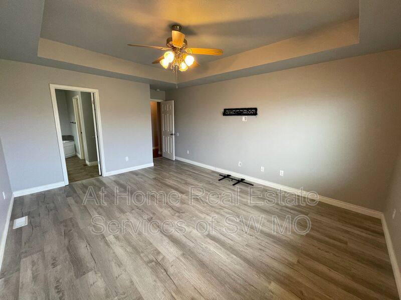 House for rent at 6063 N 19th, Ozark, MO 65721
