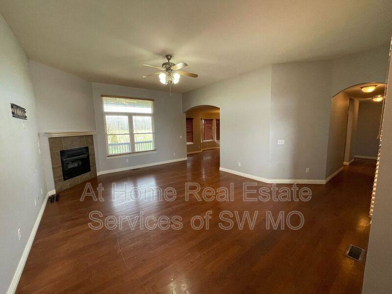 House for rent at 6063 N 19th, Ozark, MO 65721