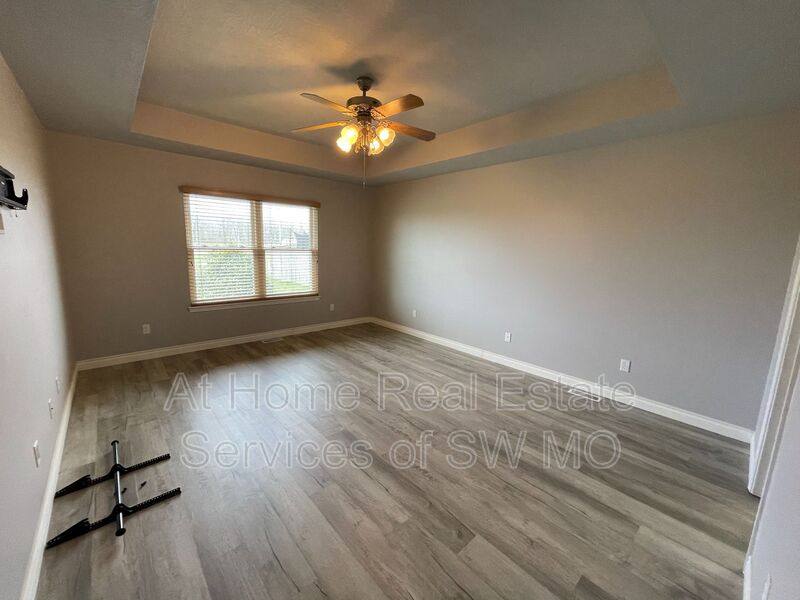 House for rent at 6063 N 19th, Ozark, MO 65721