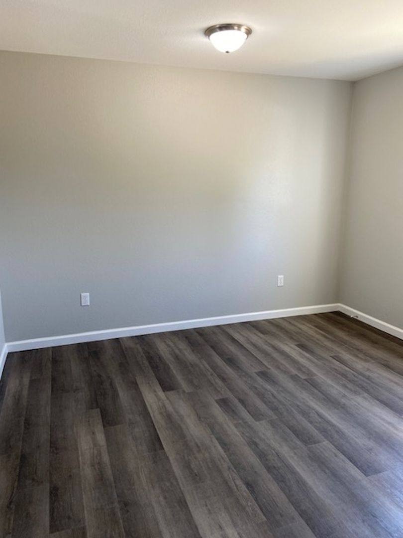 Apartment for rent at 2606 Hickman Rd, Poplar Bluff, MO 63901