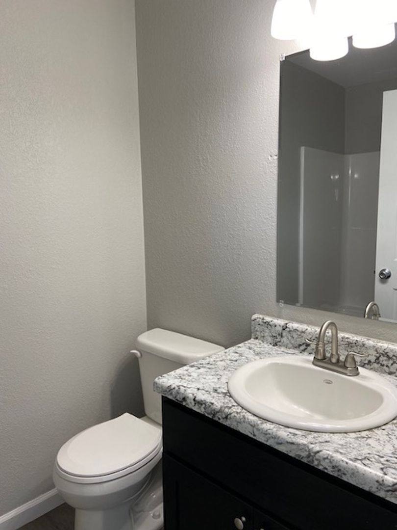 Apartment for rent at 2606 Hickman Rd, Poplar Bluff, MO 63901