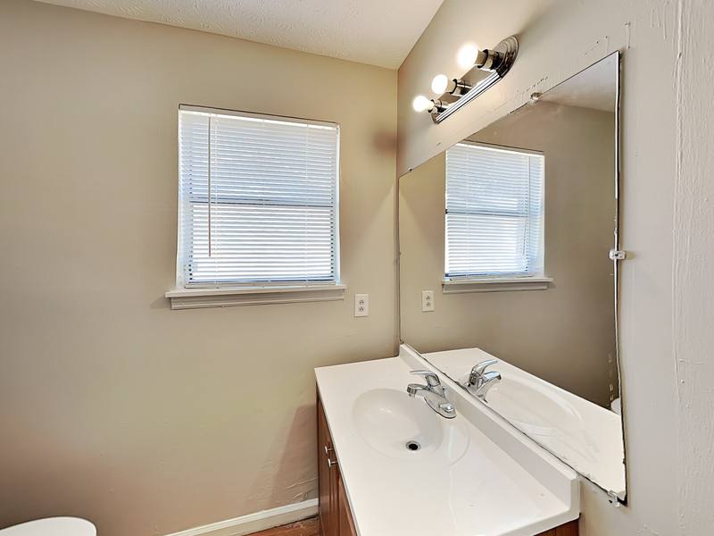 House for rent at 1289 Knoll Court NW, Conyers, GA 30012