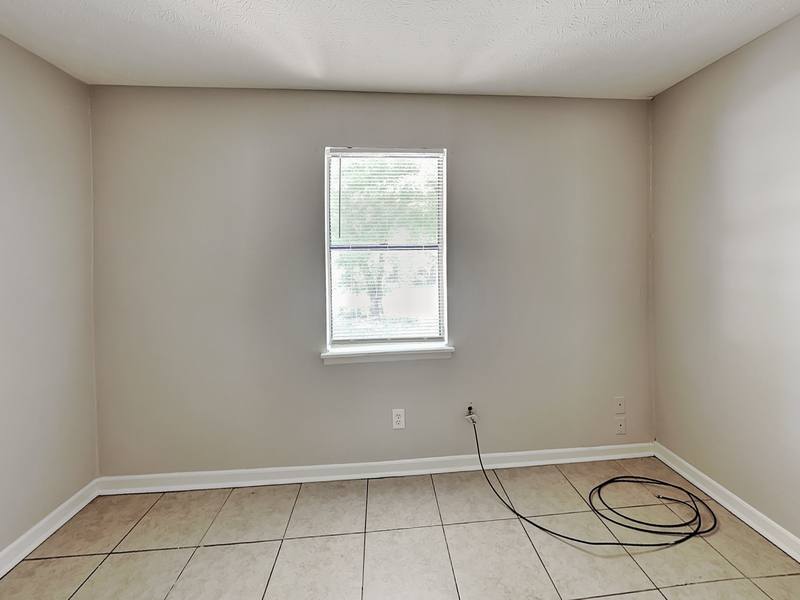 House for rent at 1289 Knoll Court NW, Conyers, GA 30012