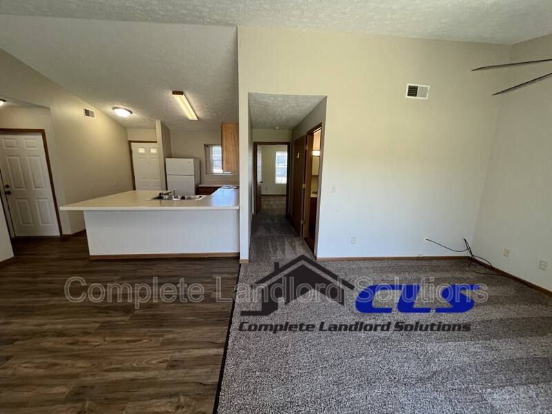 Apartment for rent at 1037 S 6th St, Terre Haute, IN 47807