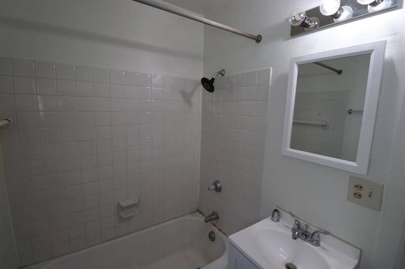 Apartment for rent at 1603 S 13th St #B, Sheboygan, WI 53081