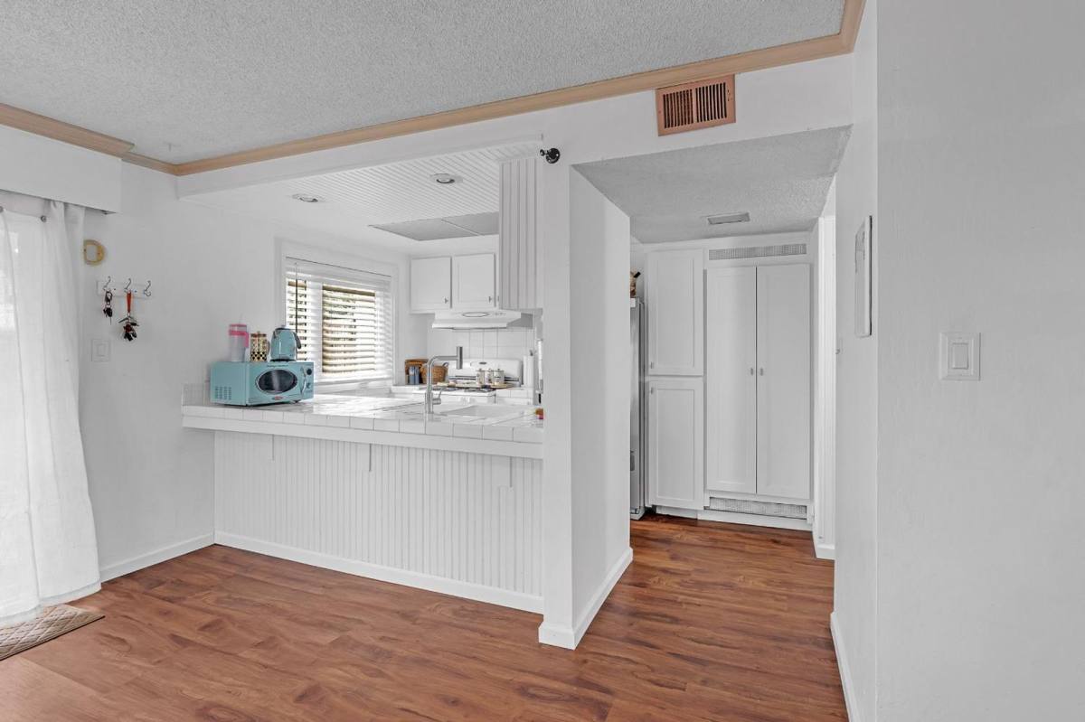 Townhouse for rent at 6687 Greenback Lane, Citrus Heights, CA 95621