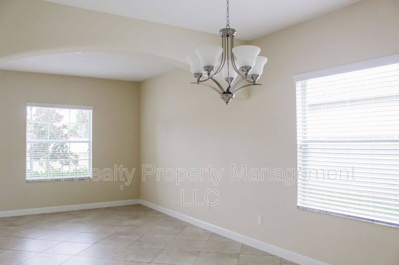 House for rent at 1718 Thetford Circle, Orlando, FL 32824