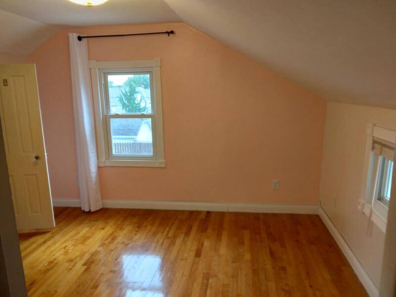 House for rent at 1512 Ohio St, Oshkosh, WI 54902