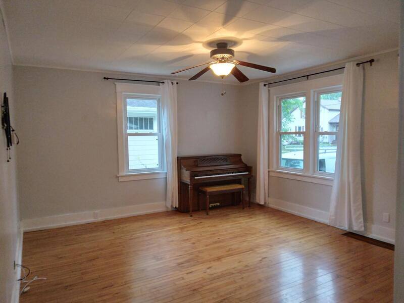 House for rent at 1512 Ohio St, Oshkosh, WI 54902