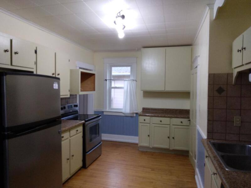 House for rent at 1512 Ohio St, Oshkosh, WI 54902