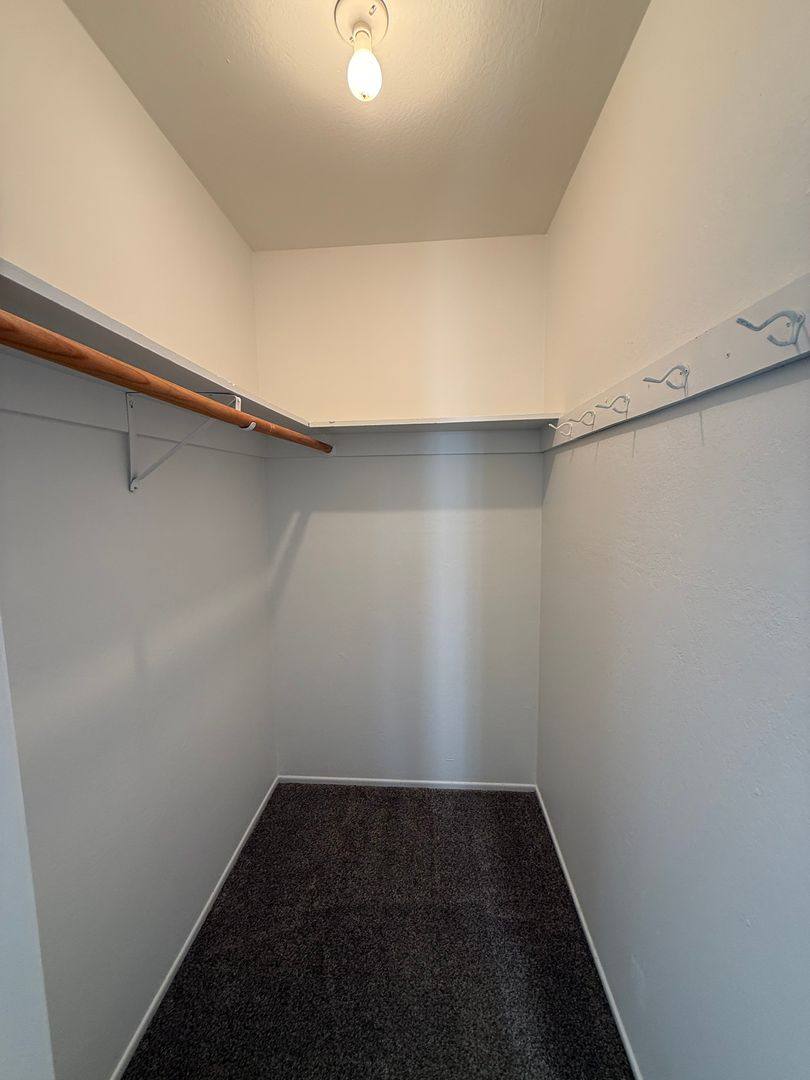 Apartment for rent at 1405 U St, Sacramento, CA 95818