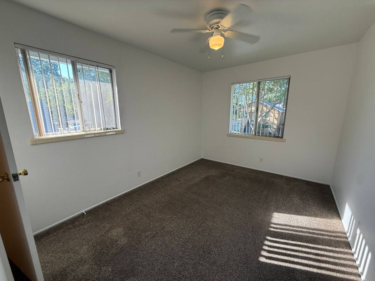 Apartment for rent at 1405 U St, Sacramento, CA 95818