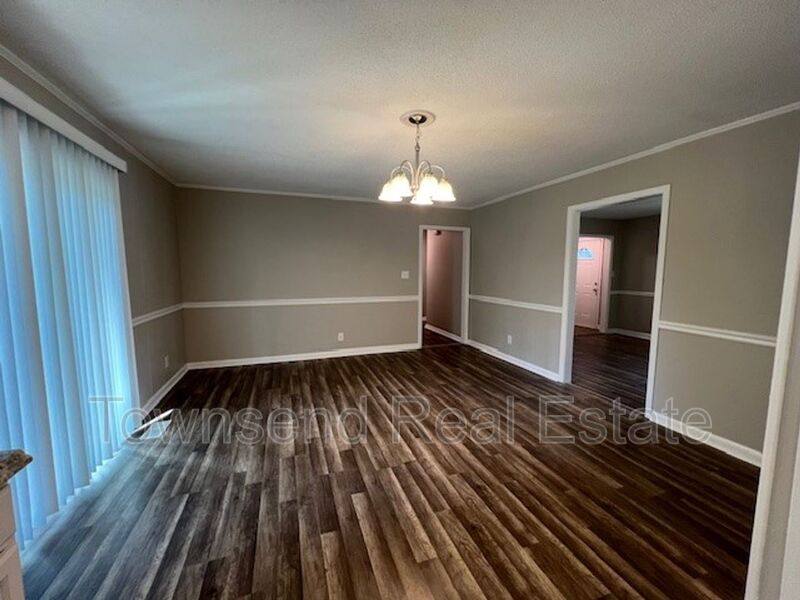 House for rent at 1017 Xavier Dr, Fayetteville, NC 28311
