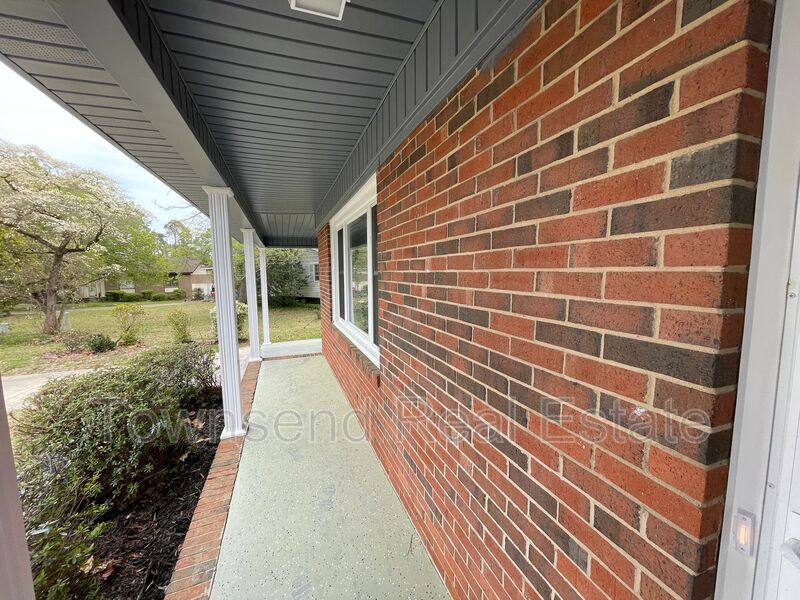 House for rent at 1017 Xavier Dr, Fayetteville, NC 28311
