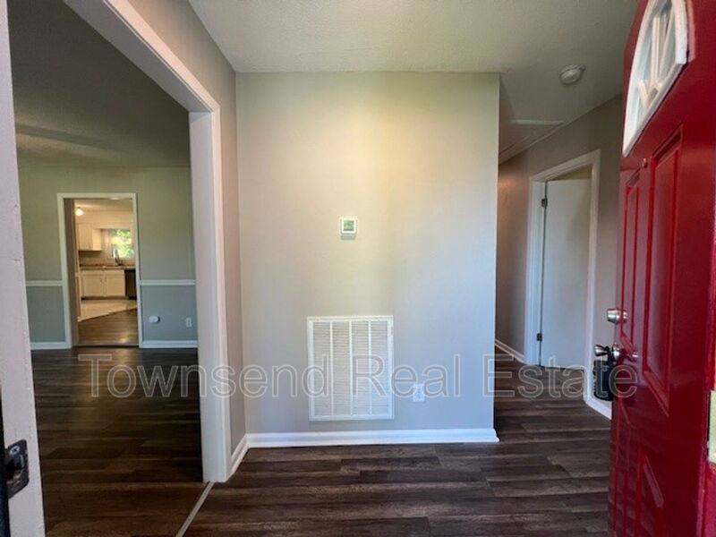 House for rent at 1017 Xavier Dr, Fayetteville, NC 28311