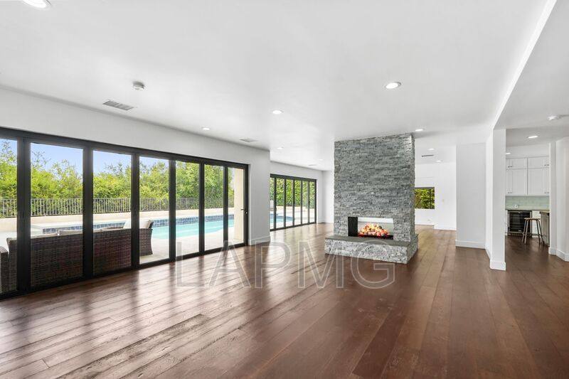 House for rent at 3812 Westfall Dr, Encino, CA 91436