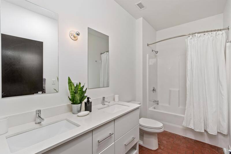 Apartment for rent at 1108 E 30th St, Kansas City, MO 64109
