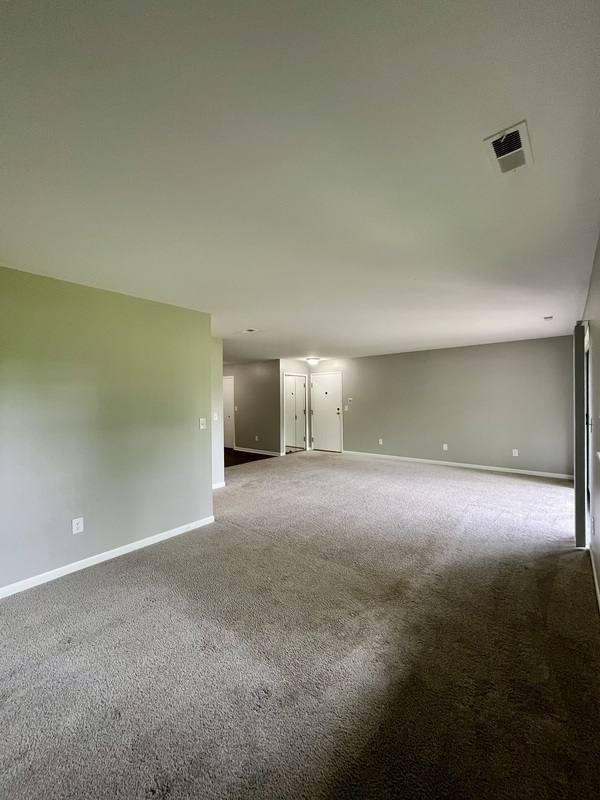 Apartment for rent at 10244 Nancys Blvd #47-1, Grosse Ile, MI 48138