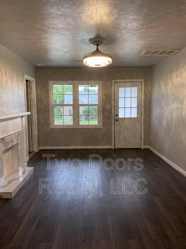 House for rent at 2517 NW 38th St, Oklahoma City, OK 73112