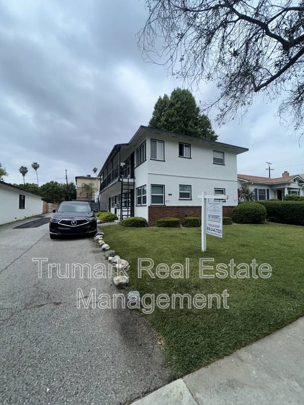 Apartment for rent at 49 S Grand Oaks Ave #3, Pasadena, CA 91107