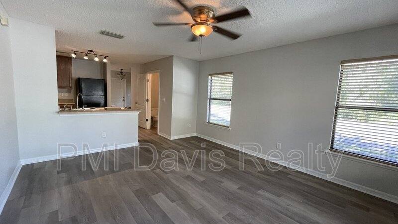 Townhouse for rent at 4609 Playschool Dr, Jacksonville, FL 32210