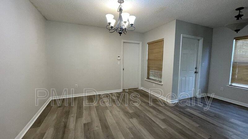 Townhouse for rent at 4609 Playschool Dr, Jacksonville, FL 32210