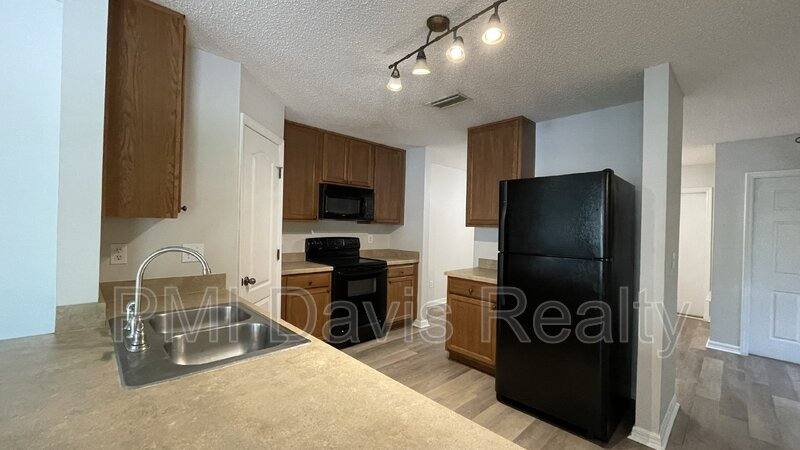 Townhouse for rent at 4609 Playschool Dr, Jacksonville, FL 32210