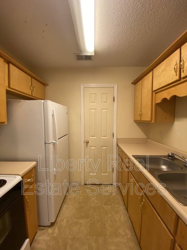 Apartment for rent at 135 Rolland St #28, Hinesville, GA 31313