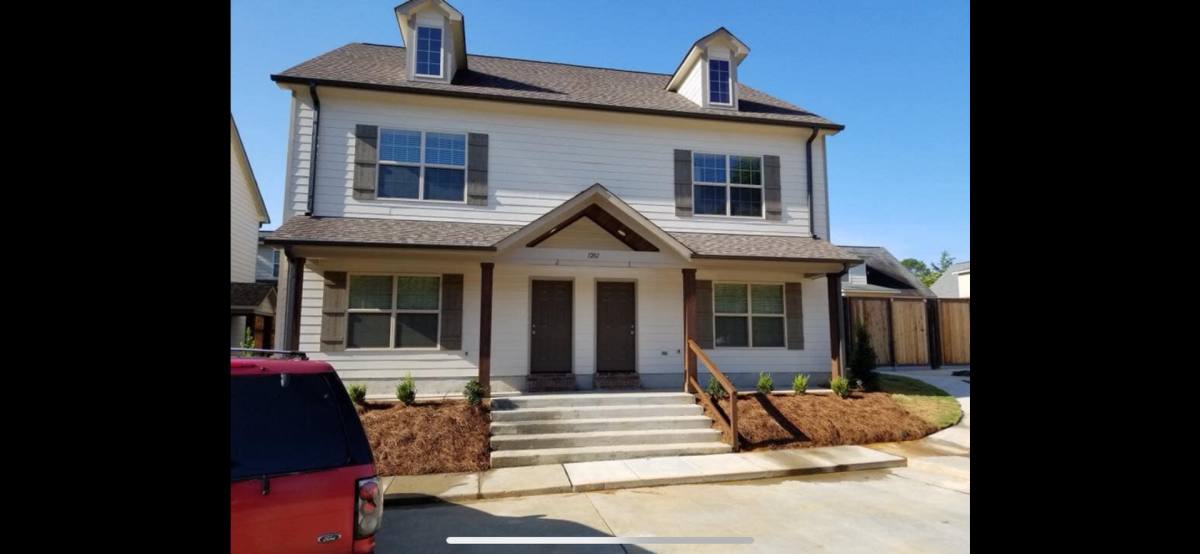 Townhouse for rent at 1201 Ivy Rd, Oxford, MS 38655