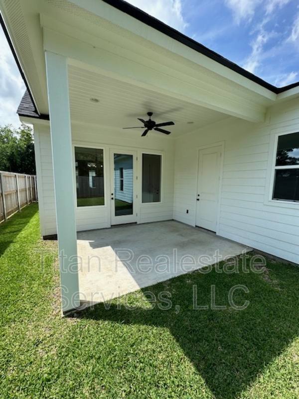 House for rent at 124 Jagged Grove, Youngsville, LA 70592