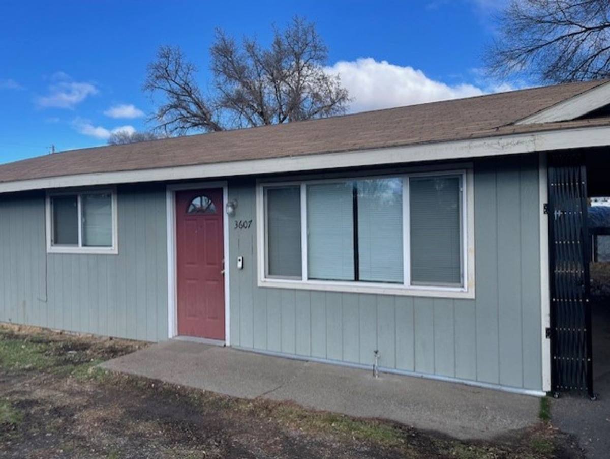 Apartment for rent at 3611 Hilyard Ave, Klamath Falls, OR 97603
