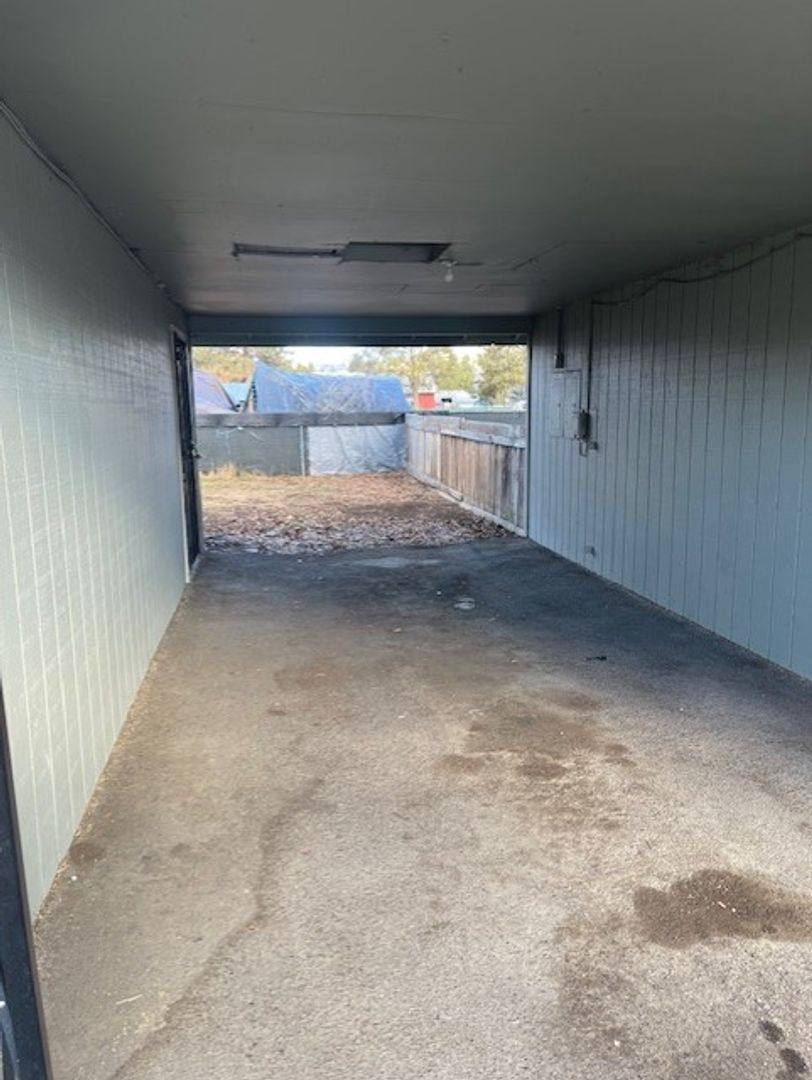 Apartment for rent at 3611 Hilyard Ave, Klamath Falls, OR 97603