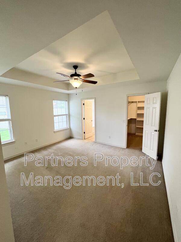 House for rent at 1257 Fox Run Lane, Elkins, AR 72727