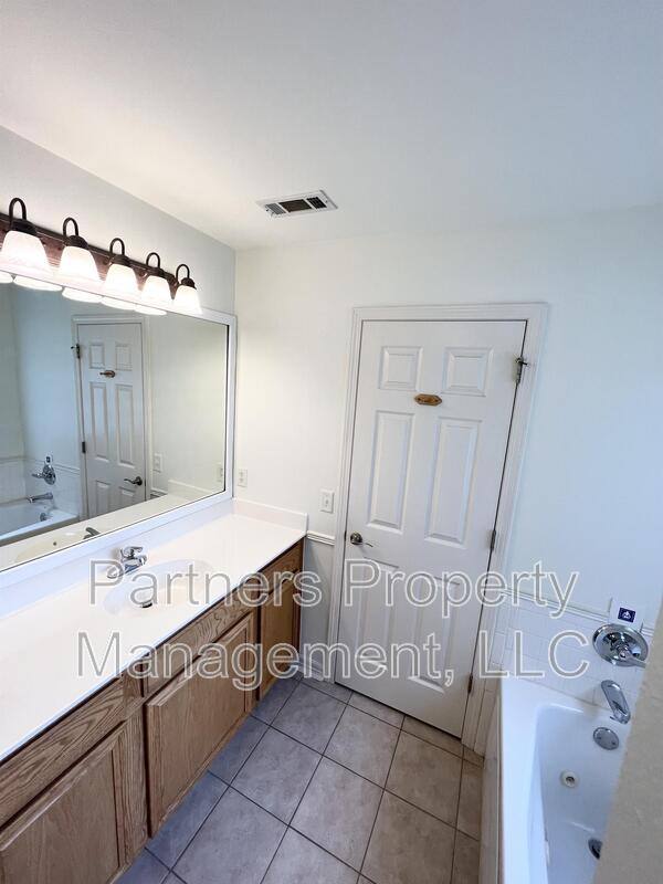 House for rent at 1257 Fox Run Lane, Elkins, AR 72727