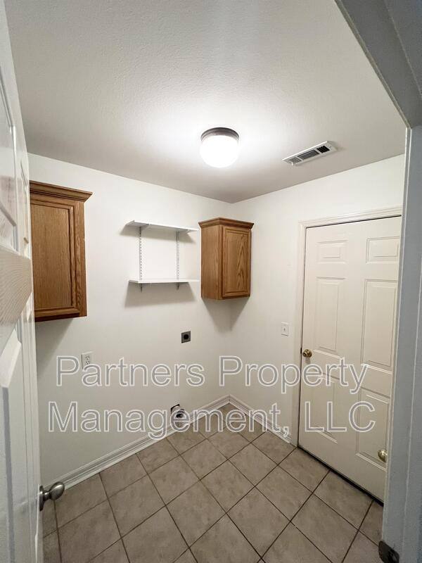 House for rent at 1257 Fox Run Lane, Elkins, AR 72727