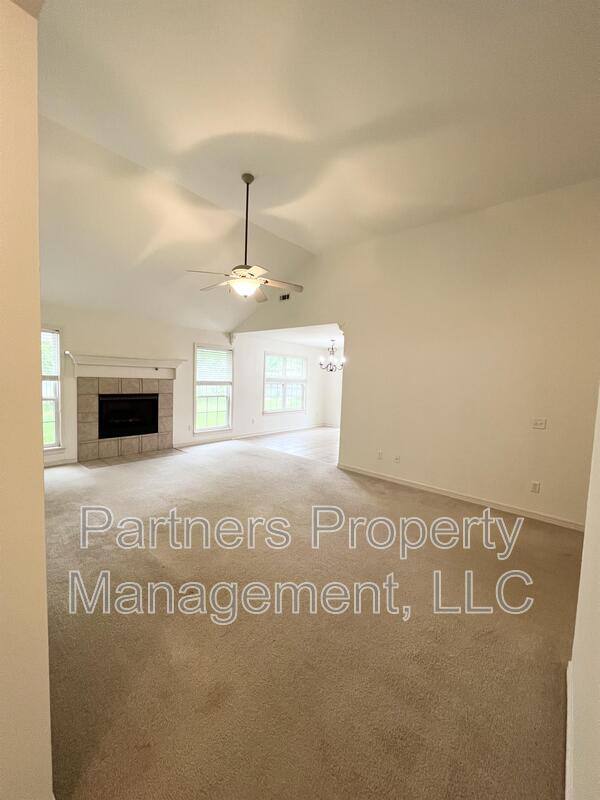 House for rent at 1257 Fox Run Lane, Elkins, AR 72727