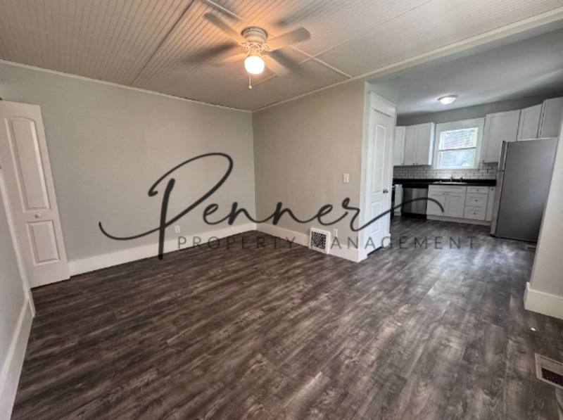 Apartment for rent at 133 S Lincoln St #2, Liberty, MO 64068