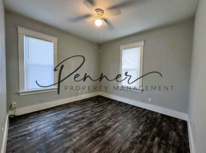 Apartment for rent at 133 S Lincoln St #2, Liberty, MO 64068
