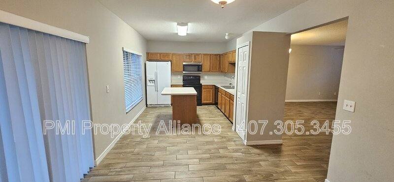 House for rent at 4212 Forest Island Dr, Orlando, FL 32826