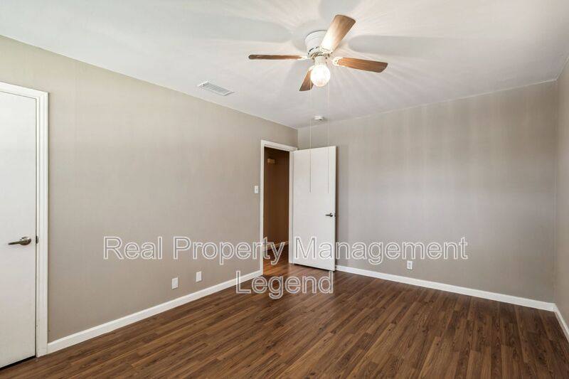 House for rent at 13425 Janwood Lane, Dallas, TX 75234