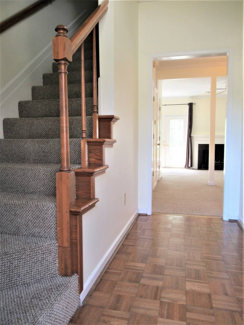 Townhouse for rent at 2225 Ascot Lane, Birmingham, AL 35216