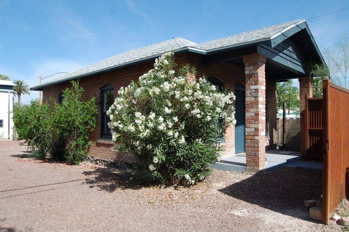 Apartment for rent at 709 N Arizona Ave, Tucson, AZ 85705