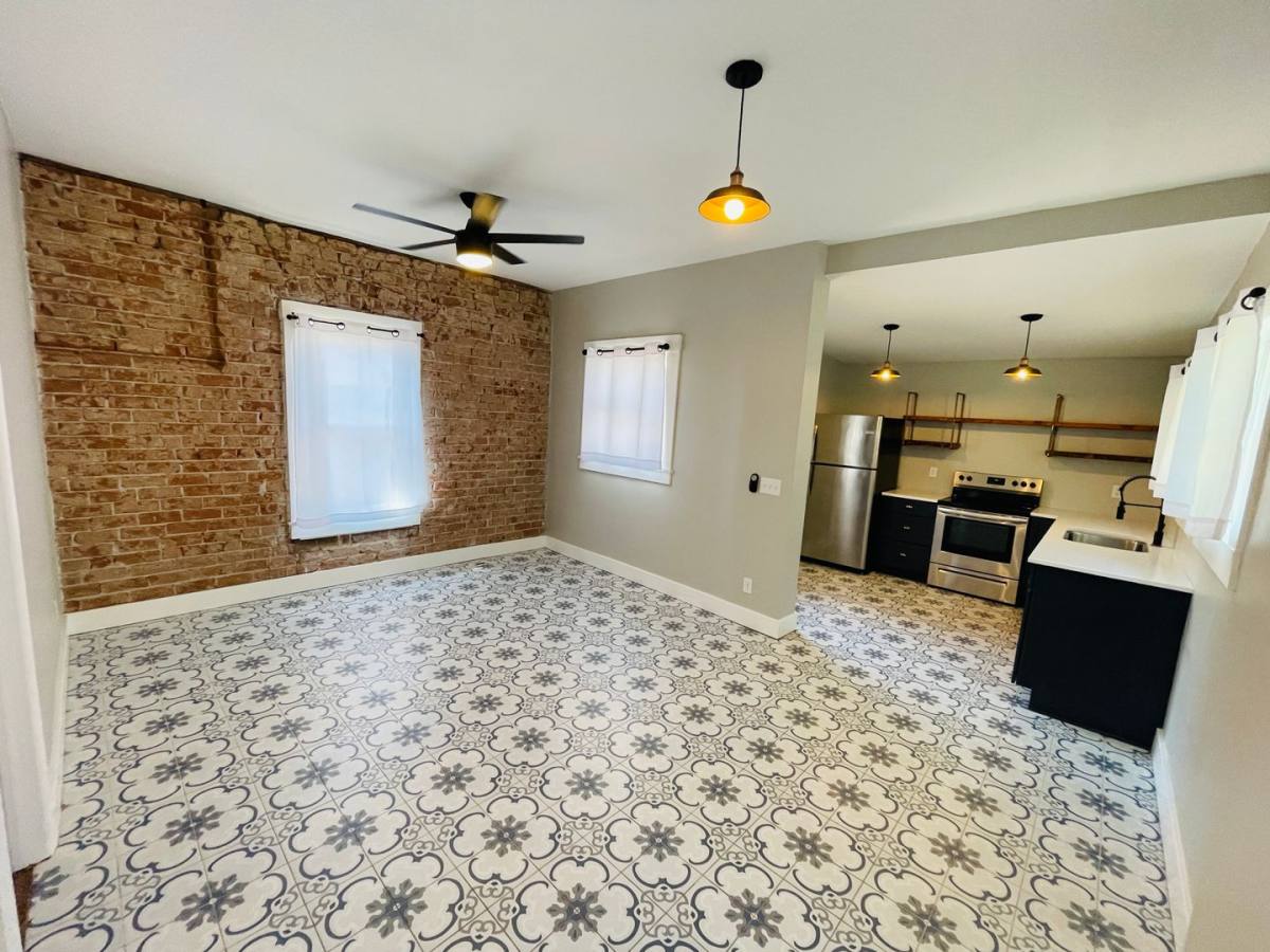 Apartment for rent at 709 N Arizona Ave, Tucson, AZ 85705