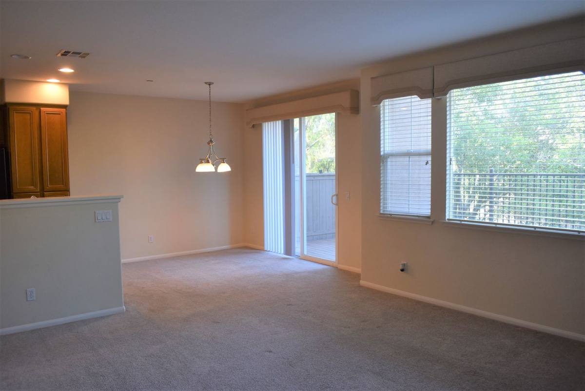 Townhouse for rent at 2662 Prato Lane, San Diego, CA 92108