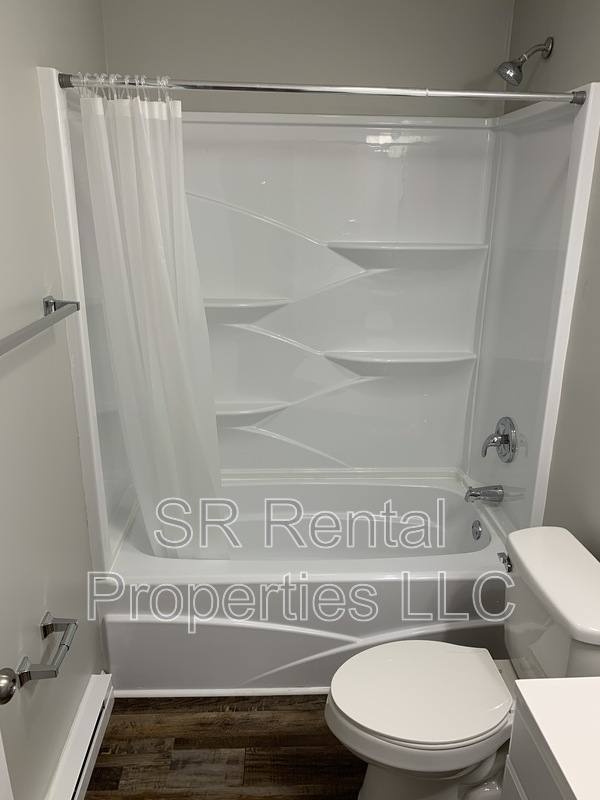 Apartment for rent at 223 Maxwell St #B, Franklin, OH 45005