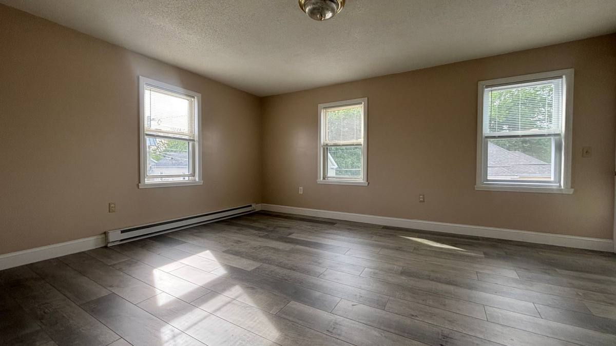 Apartment for rent at 40 Abbey St, Chicopee, MA 01013