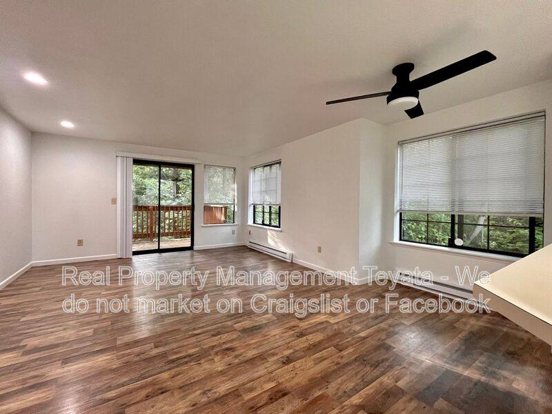 Apartment for rent at 1338 Puget St #1, Bellingham, WA 98229