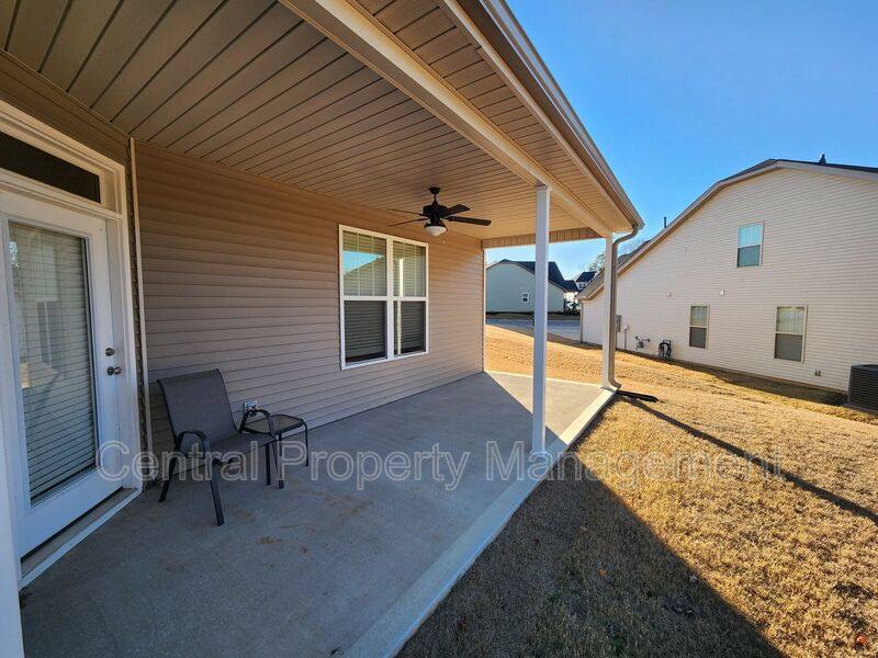 House for rent at 512 Dottie Court, Greenville, SC 29617