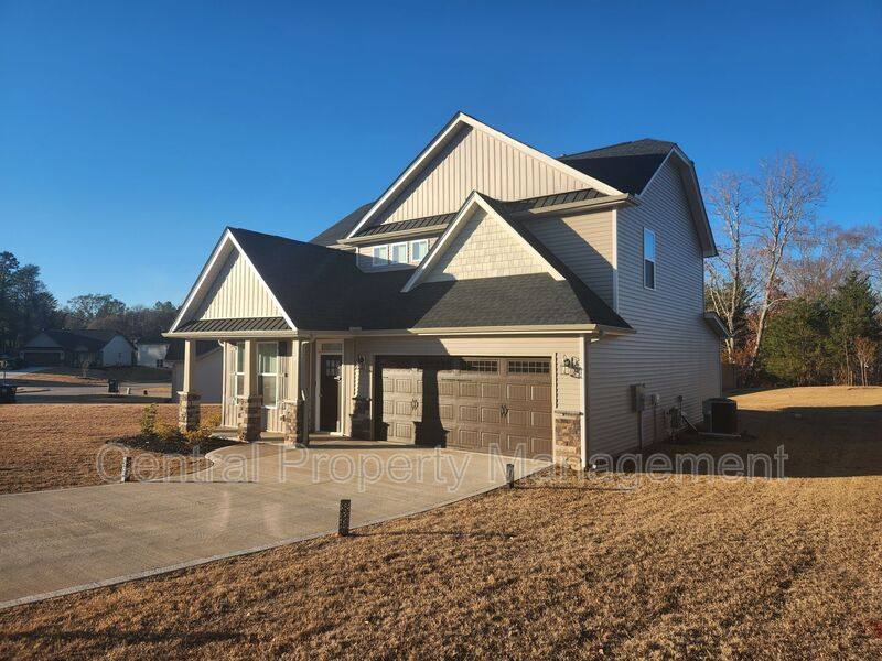 House for rent at 512 Dottie Court, Greenville, SC 29617